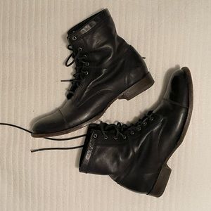 Frye Erin Lace Up Boot Black 9